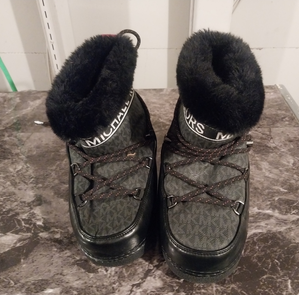 Michael Kors Snow Boots